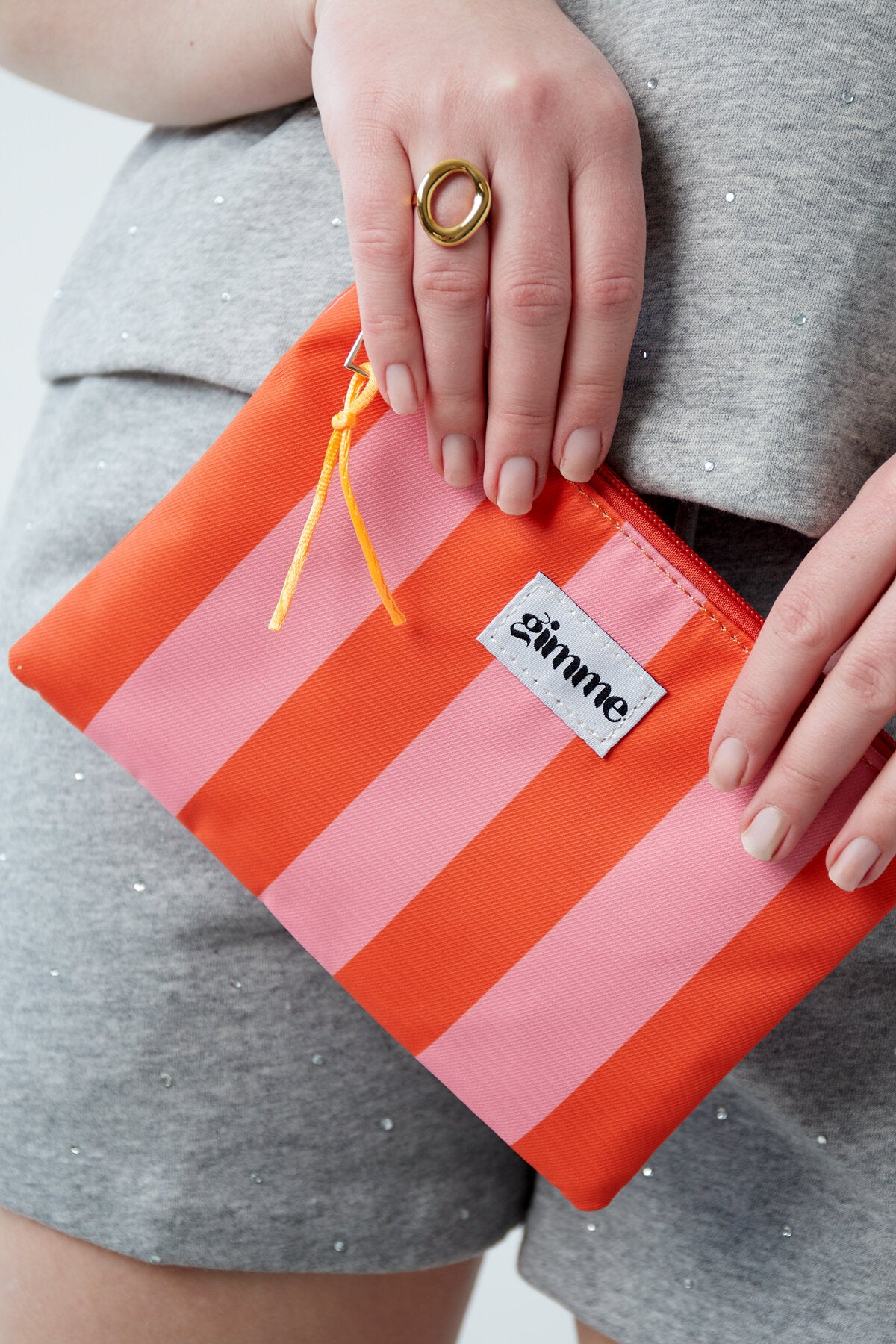 Plat toilettasje grote streep - Oranje roze