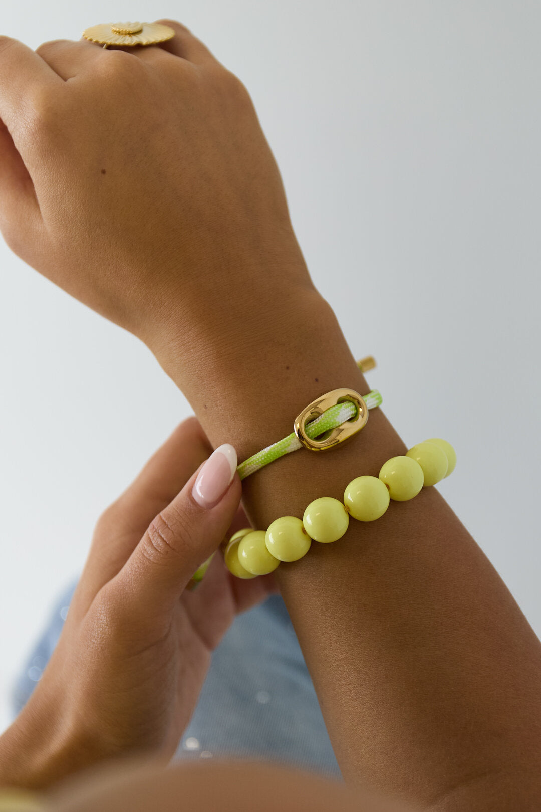 Armband met knop detail