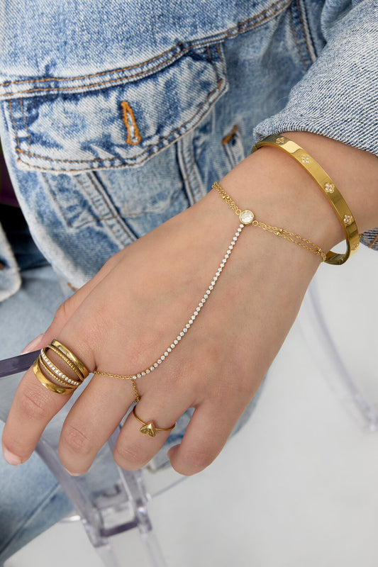 Elegant 14K Gold Plated Hand Chain for Everyday Glam