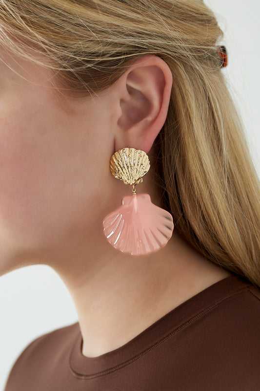 roze schelp oorbellen